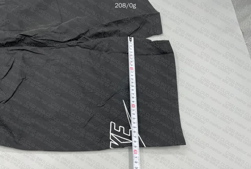 Nike Sportswear Shorts (with Measurements) 2