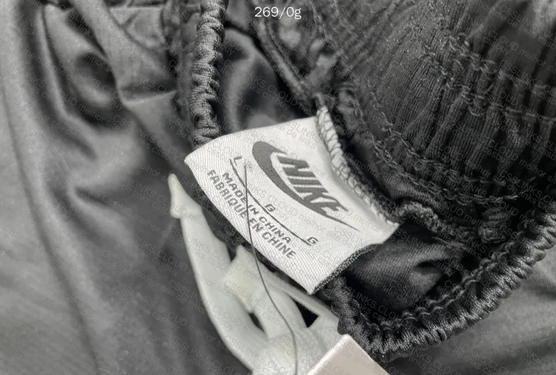 short nike swoosh 2