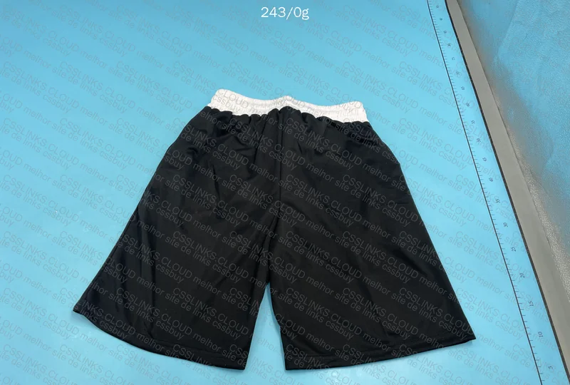 Short Nike Swoosh