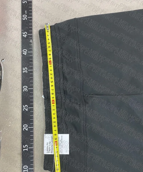short nike tech flecce