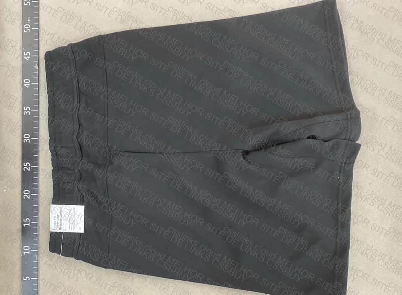 short nike tech flecce 3