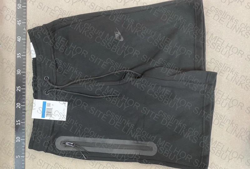 short nike tech flecce 4