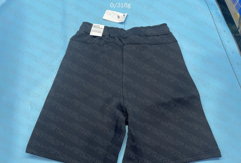 Short Nike tech fleece 6