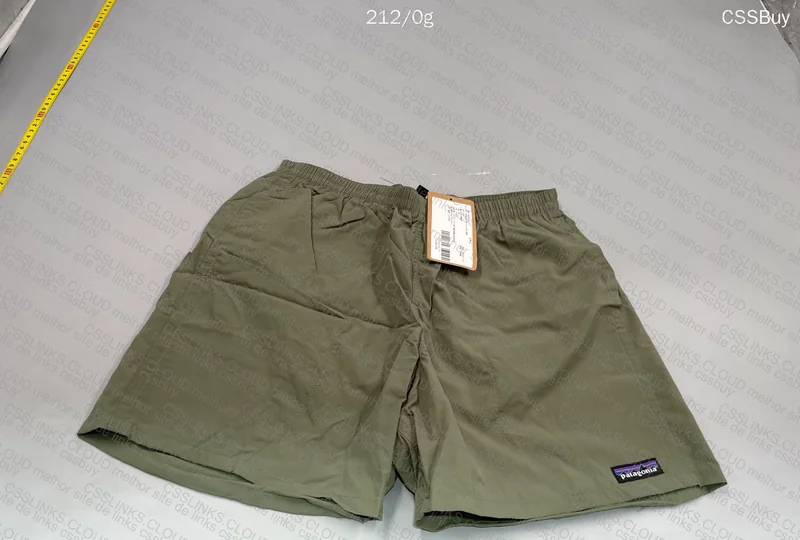 short patagonia 3