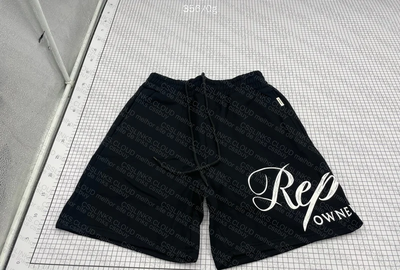 Represent Shorts - Black 5