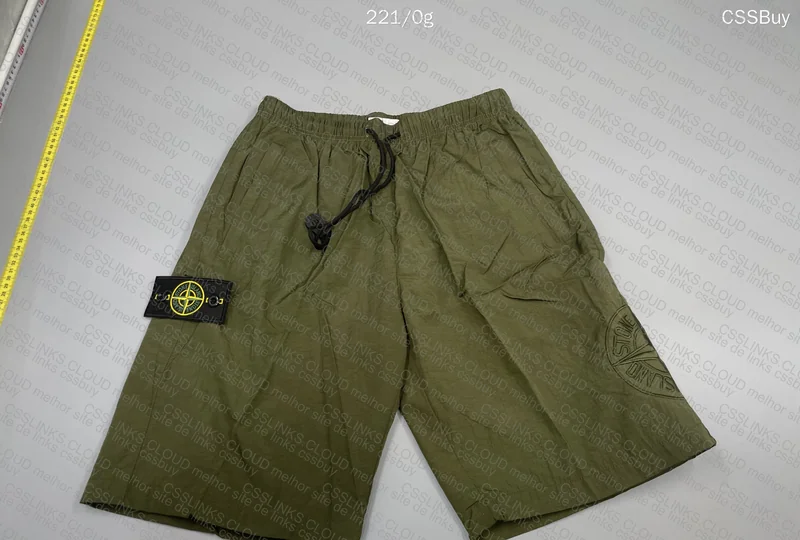 short Stone island