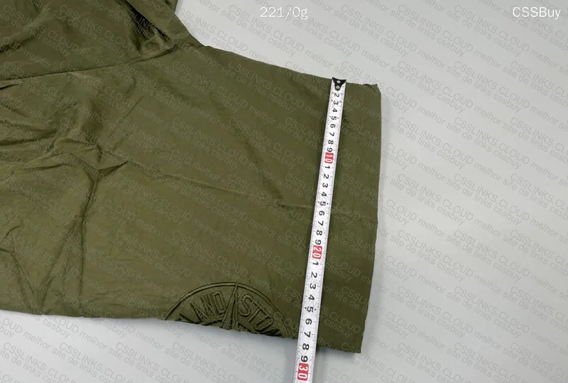 short Stone island 9