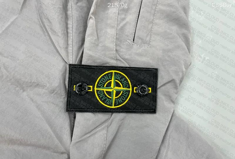 Short Stone Island 4
