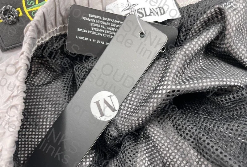 Short Stone Island 6