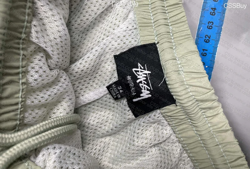 Short Stussy 4