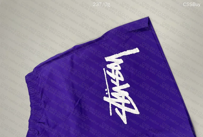 SHORT STUSSY 4