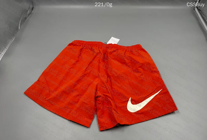 SHORT STUSSY 6