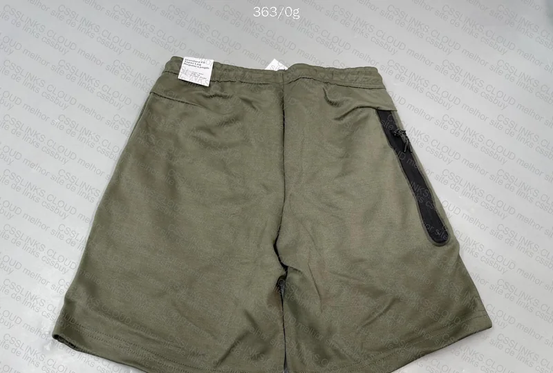 short tech fleece 4