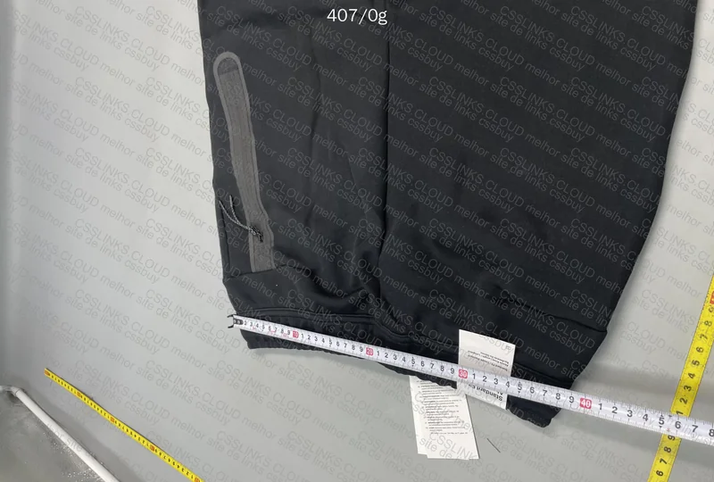 short tech fleece 7
