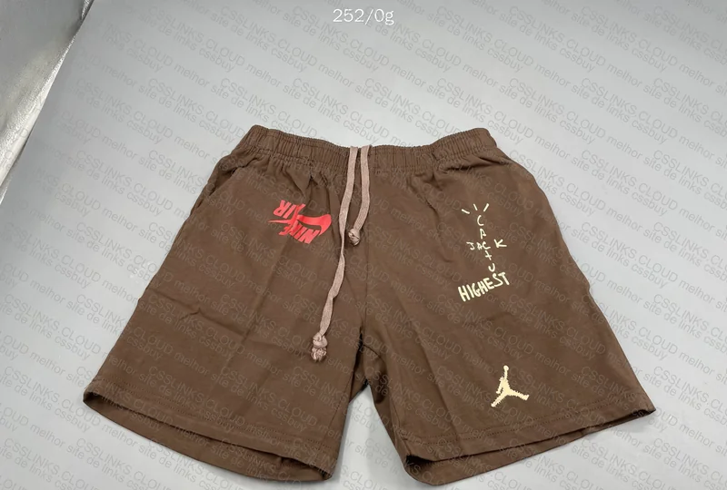 Short Travis