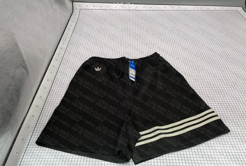 Shorts Adidas Adicolor Neuclassics 3