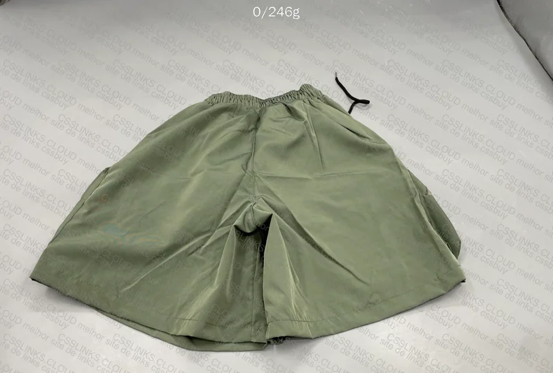 Basic Cargo Shorts