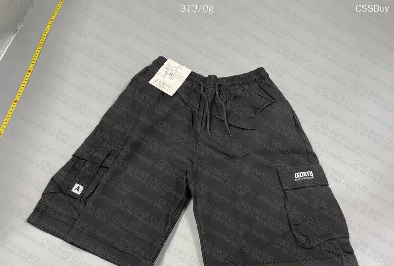 shorts cargo diostu - achei meio paia