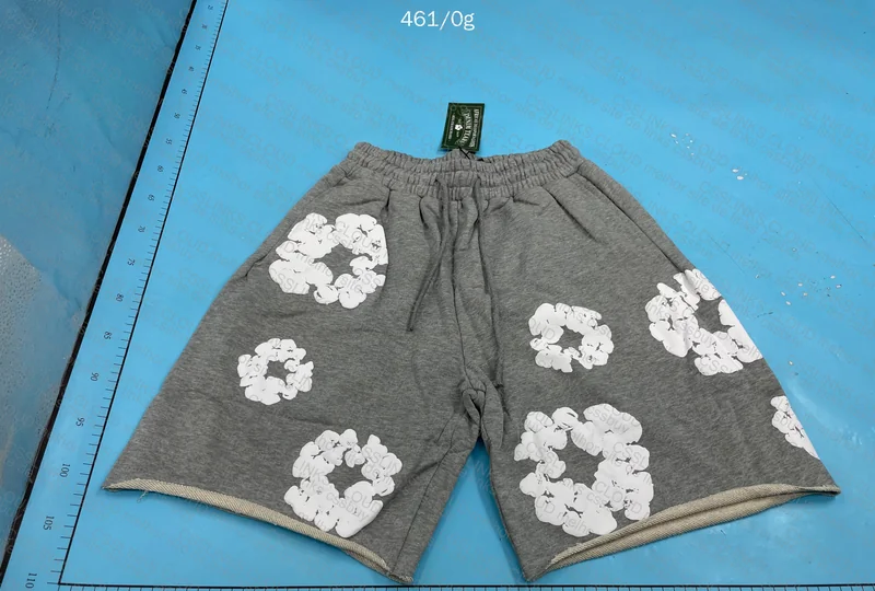 SHORTS DENIM TEARS 2