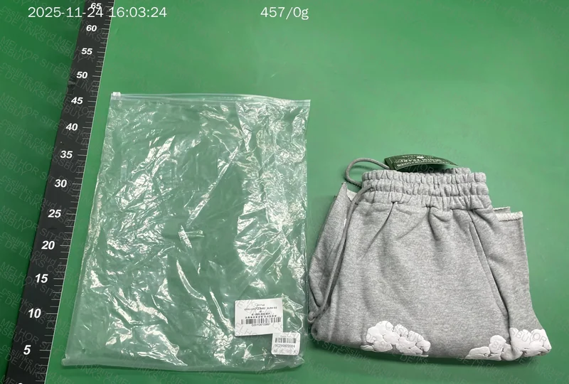 shorts denim tears
