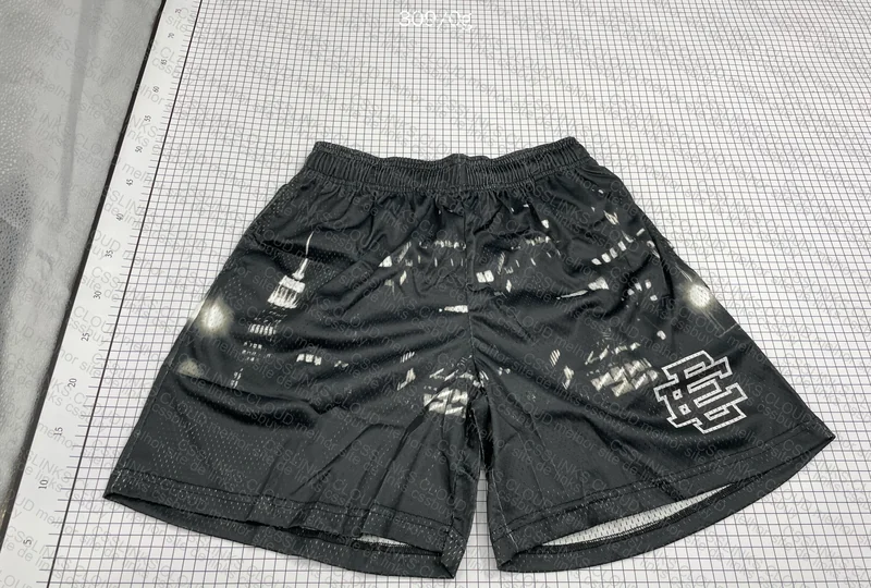 Shorts EE Black skyline 6