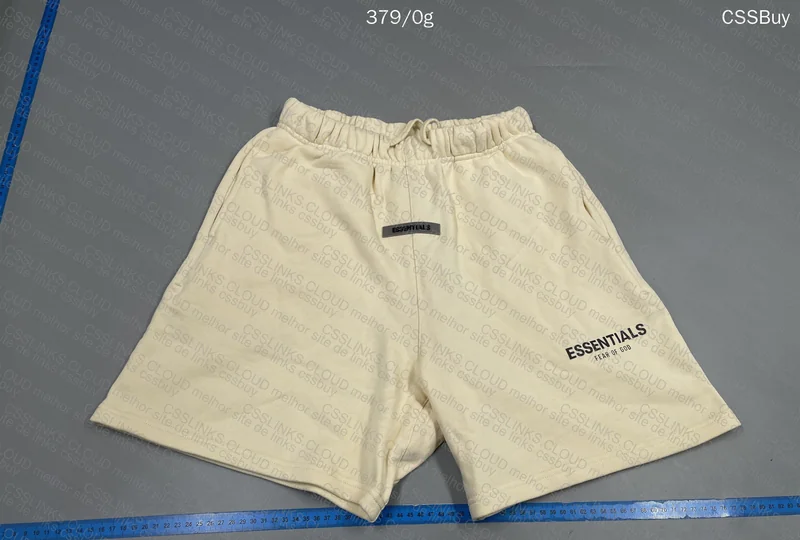 Shorts EE e Essentials 5