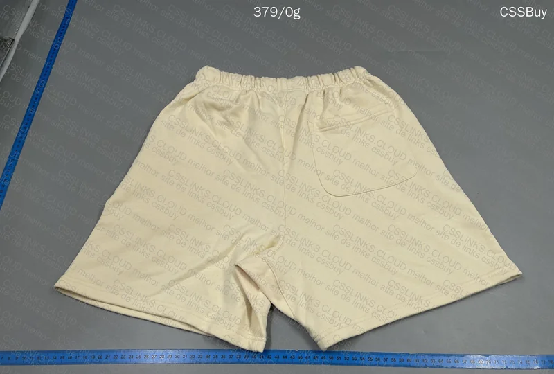 Shorts EE e Essentials 7