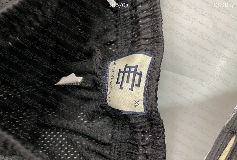 Shorts EE x New era