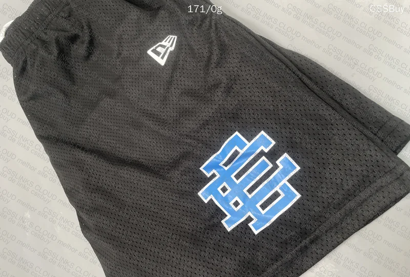 Shorts EE x New Era