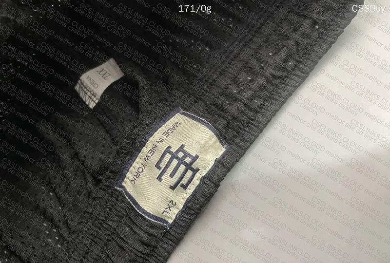 Shorts EE x New Era 2