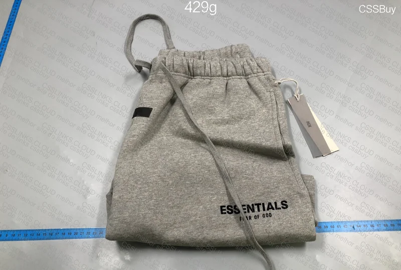 Shorts Essentials 3