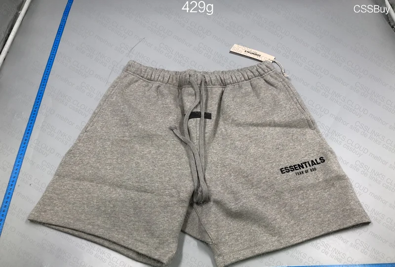 Shorts Essentials 4