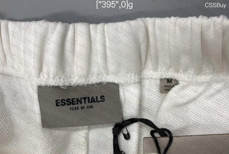SHORTS ESSENTIALS 3