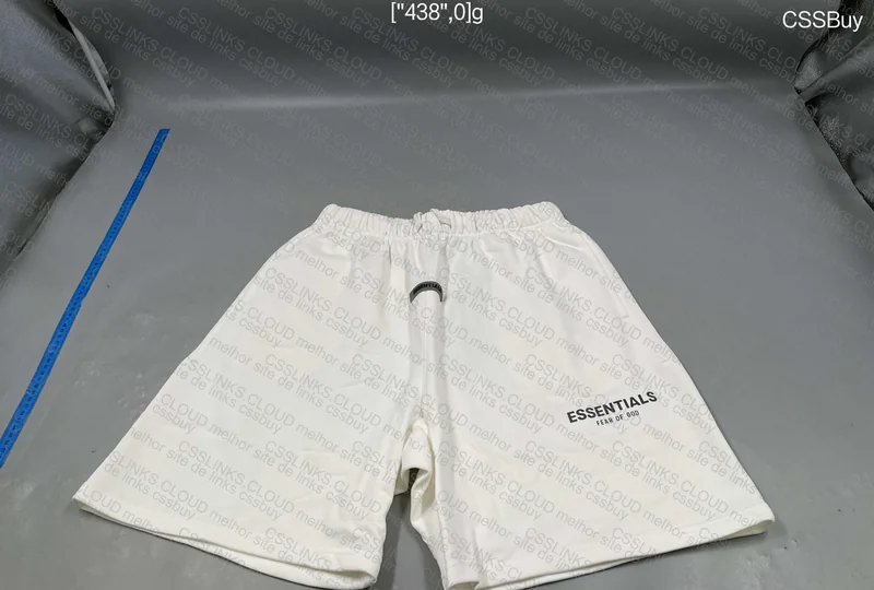 Shorts Essentials 4