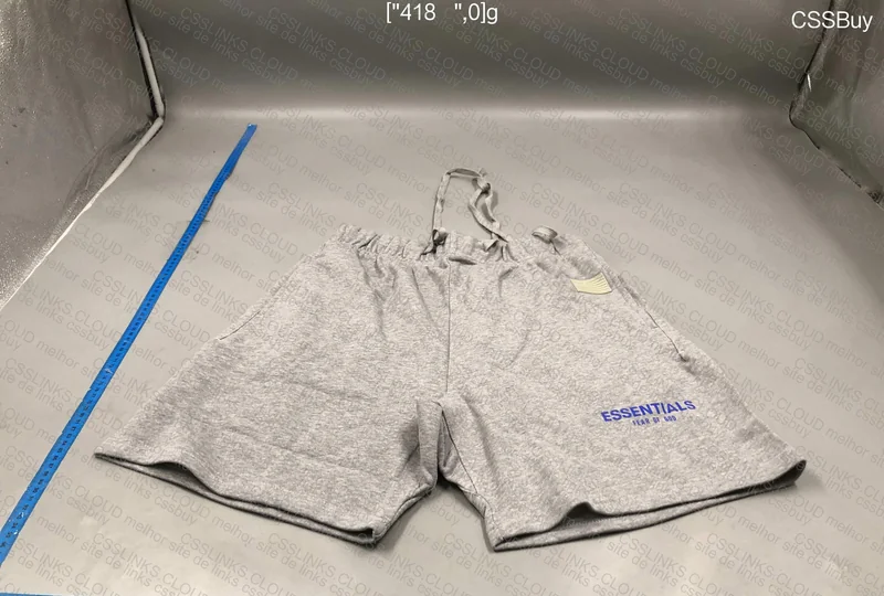 Shorts Essentials 9
