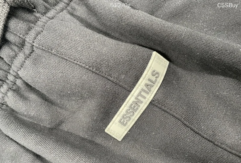 Shorts essentials 4