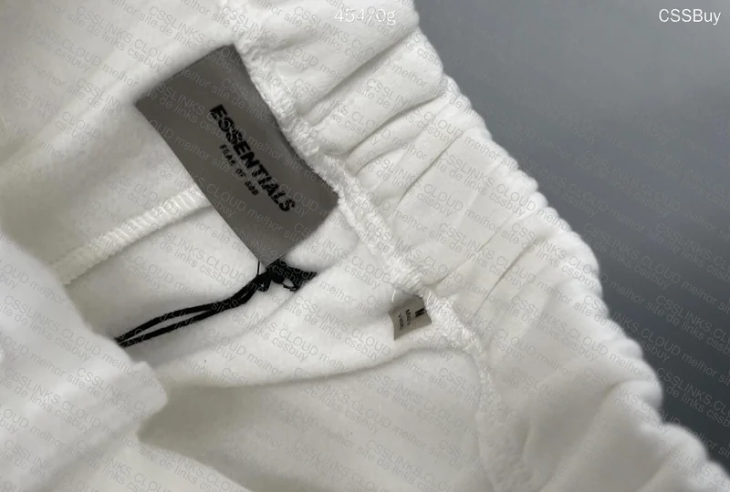 Shorts Essentials 3