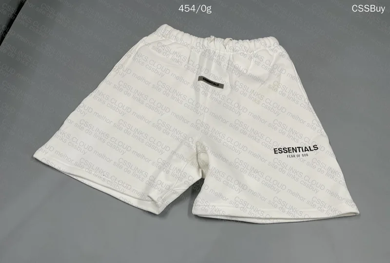 Shorts Essentials 4