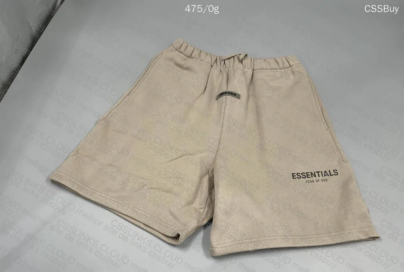 Shorts Essentials 4