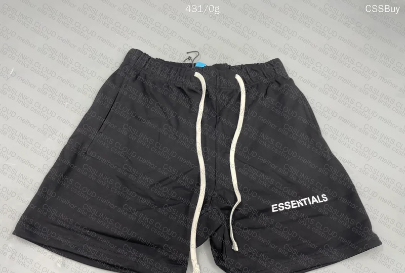 SHORTS ESSENTIALS