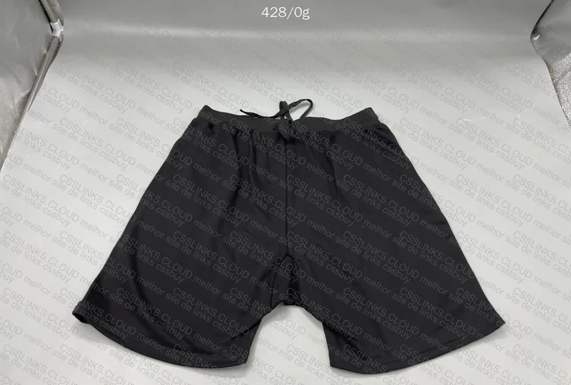 Shorts Essentials 4