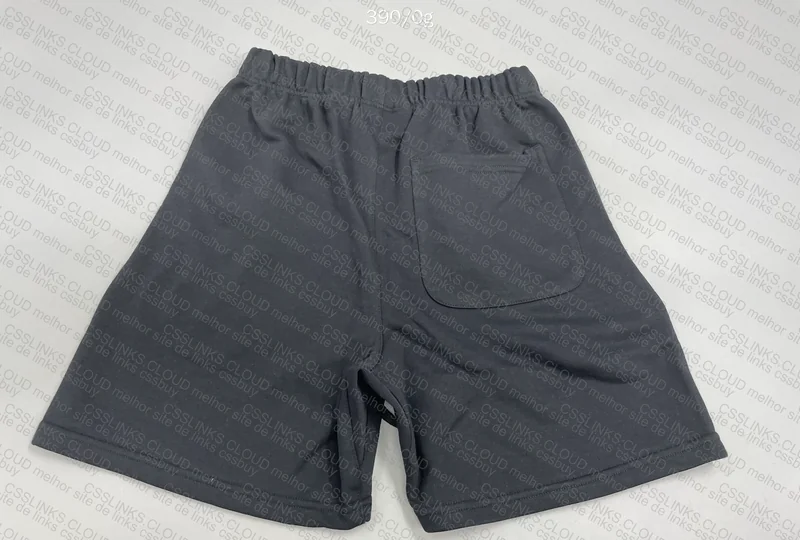 Shorts Essentials 3