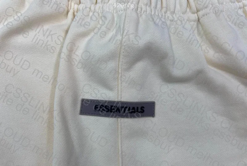 Shorts Essentials 3