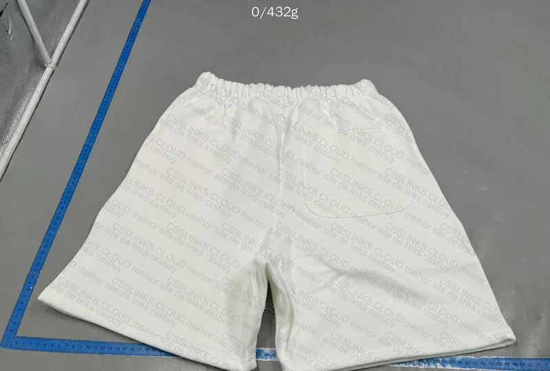 Shorts Essentials 4