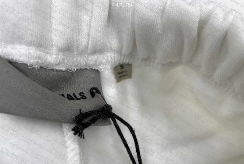Shorts essentials 4