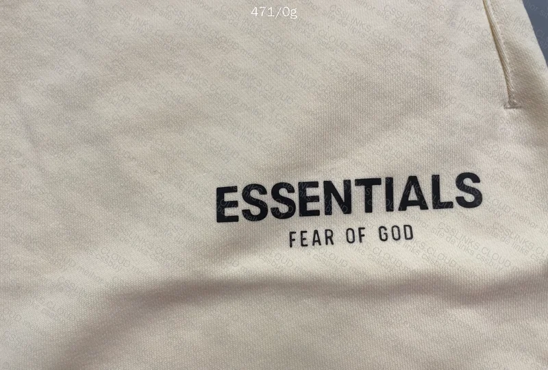 Shorts ESSENTIALS