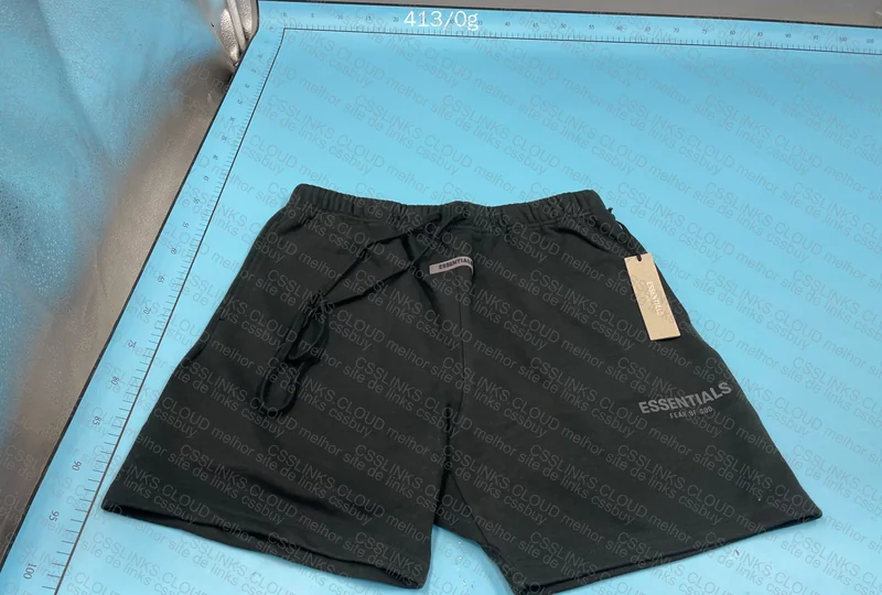Shorts Essentials 2