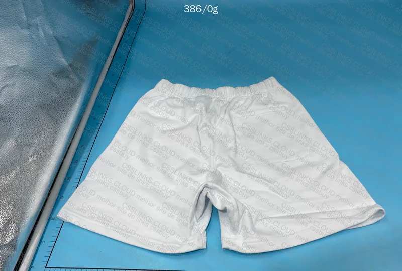 Shorts essentials 6