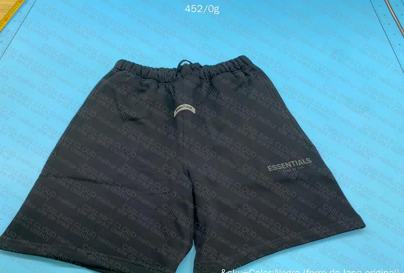Shorts ESSENTIALS 2