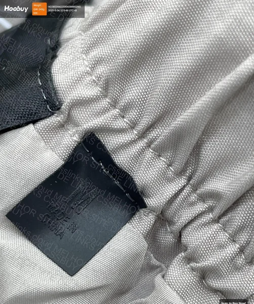 Shorts essentials 2